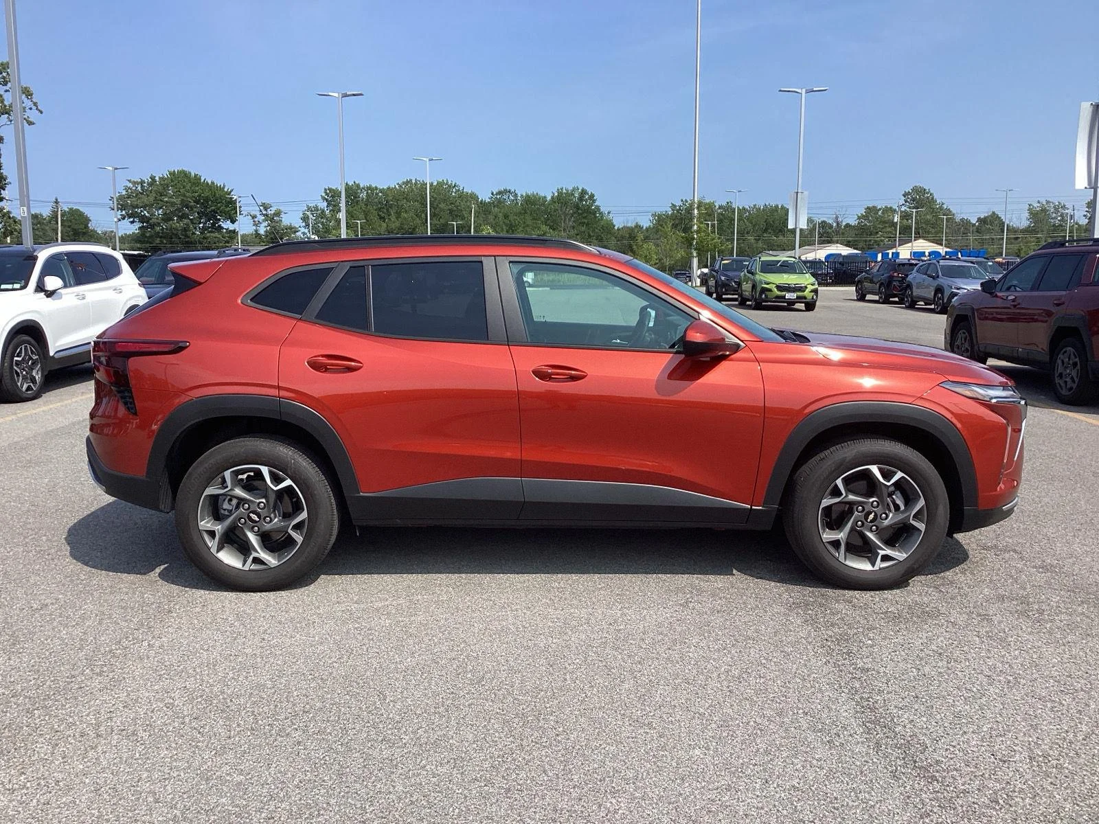 Used 2024 Cayenne Orange Metallic Chevrolet LT image 9