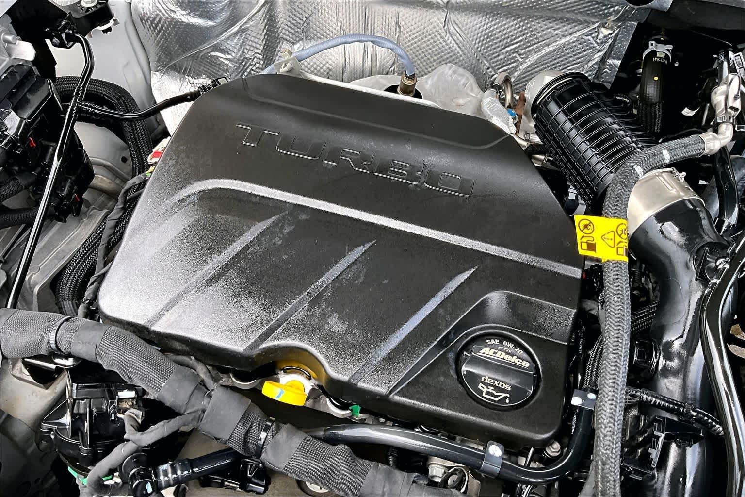 Used 2025 Summit White Buick Sport Touring image 33