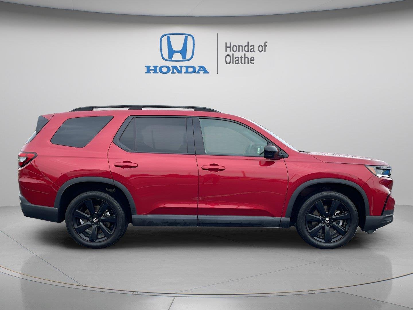 Certified 2025 Honda Pilot Black Edition with VIN 5FNYG1H90SB006151 for sale in Kansas City