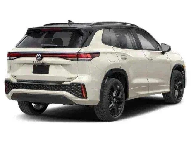 New 2026 Sandstone w/Deep Black Roof Volkswagen SE R-Line Black image 2