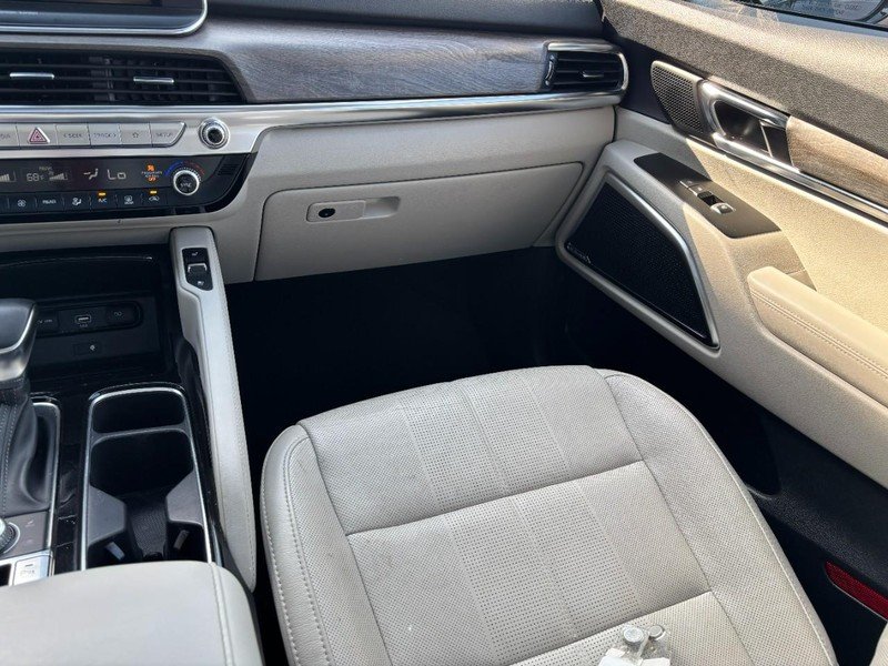Used 2021 Gravity Grey Kia SX AWD image 16