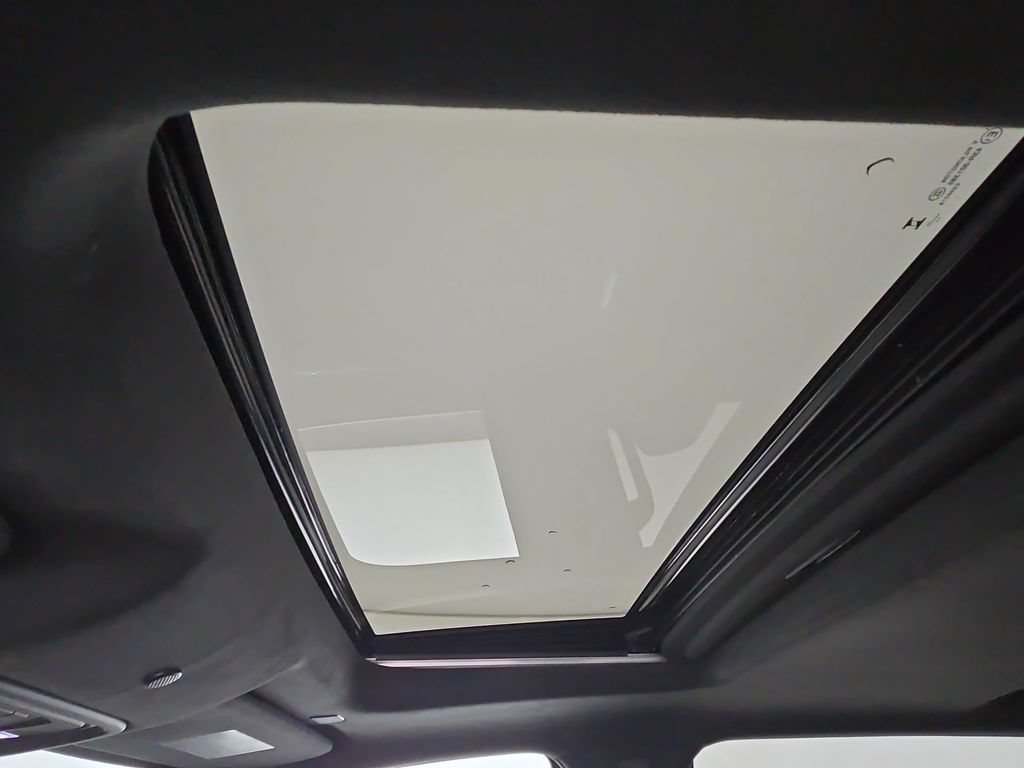 Used 2024 Summit White GMC Denali Ultimate image 25