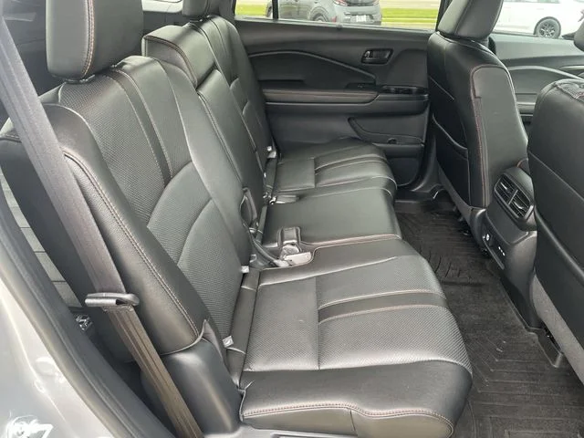 2025 Honda Passport TrailSport - Photo 39