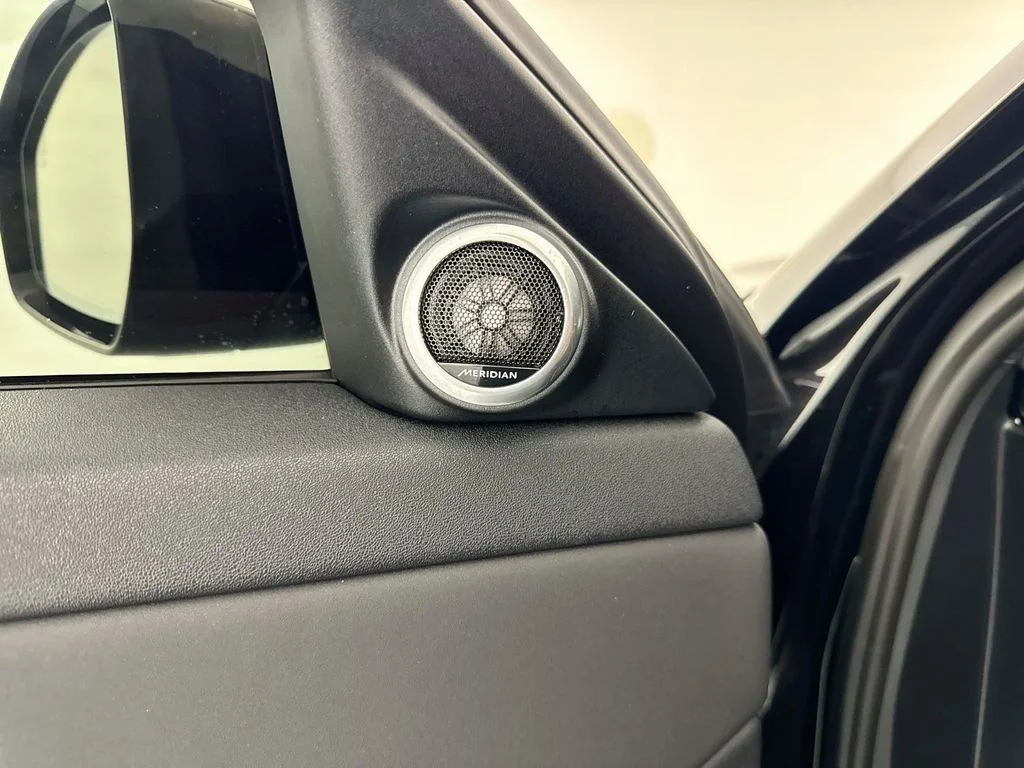 Used 2026 Black Land Rover Core S image 19