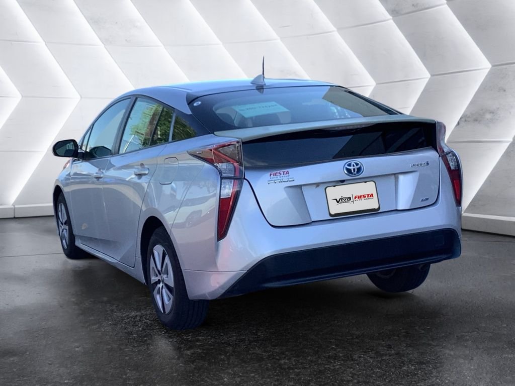 Used 2018 Silver Toyota Two Eco image 6