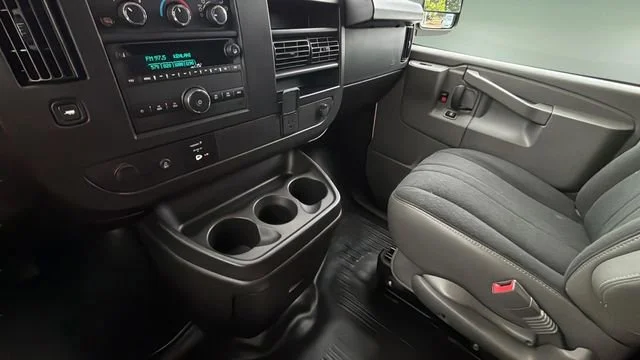 Used 2024 Summit White GMC Work Van image 15