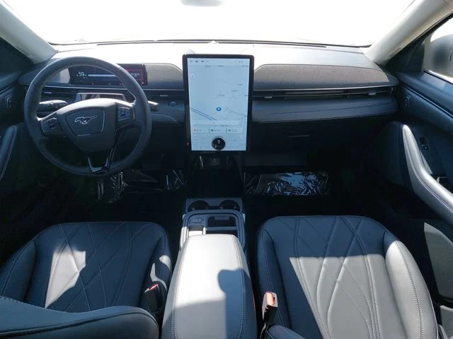 Used 2025 Beige Ford Select image 9