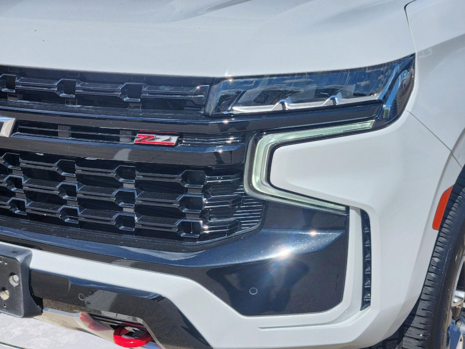 Used 2023 Summit White Chevrolet Z71 image 7
