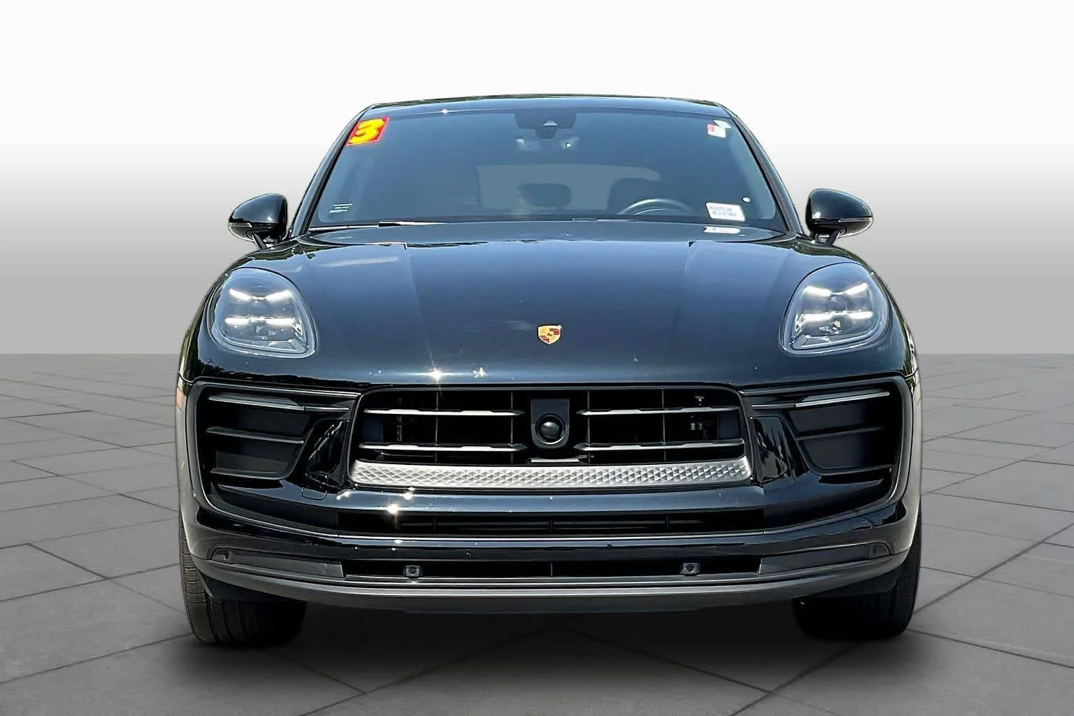 Used 2023  Porsche T image 4