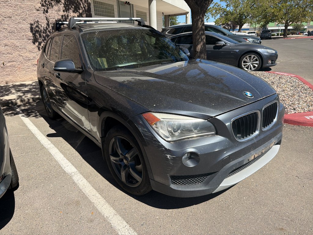 Used 2014  BMW xDrive28i image 3