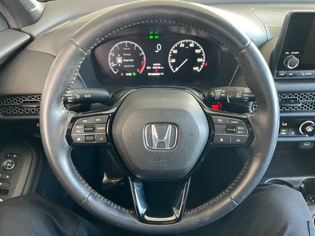 Used 2025 Platinum White Pearl Honda Sport image 22