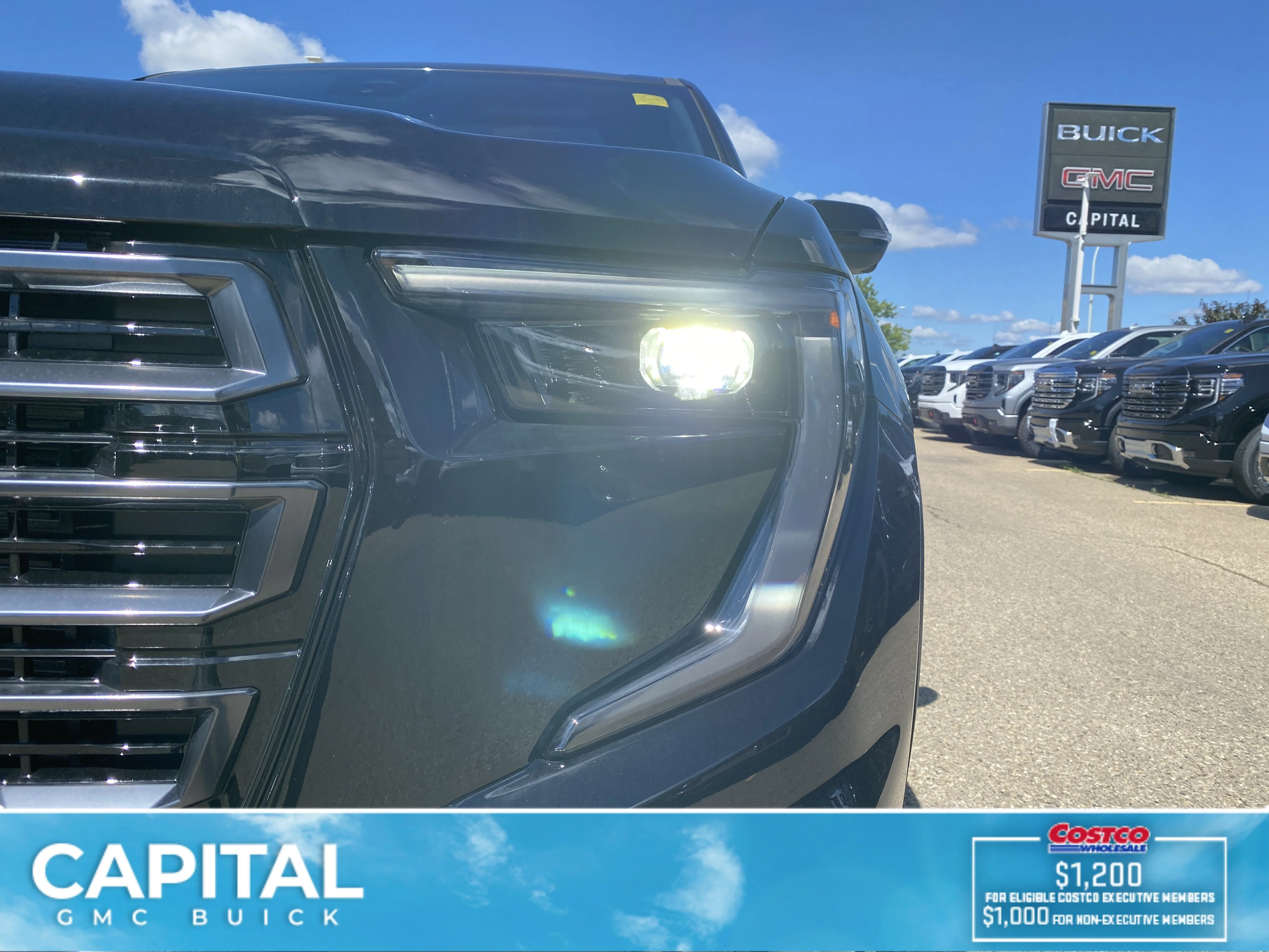 New 2026 EBONY TWILIGHT METALLIC GMC AT4 image 10