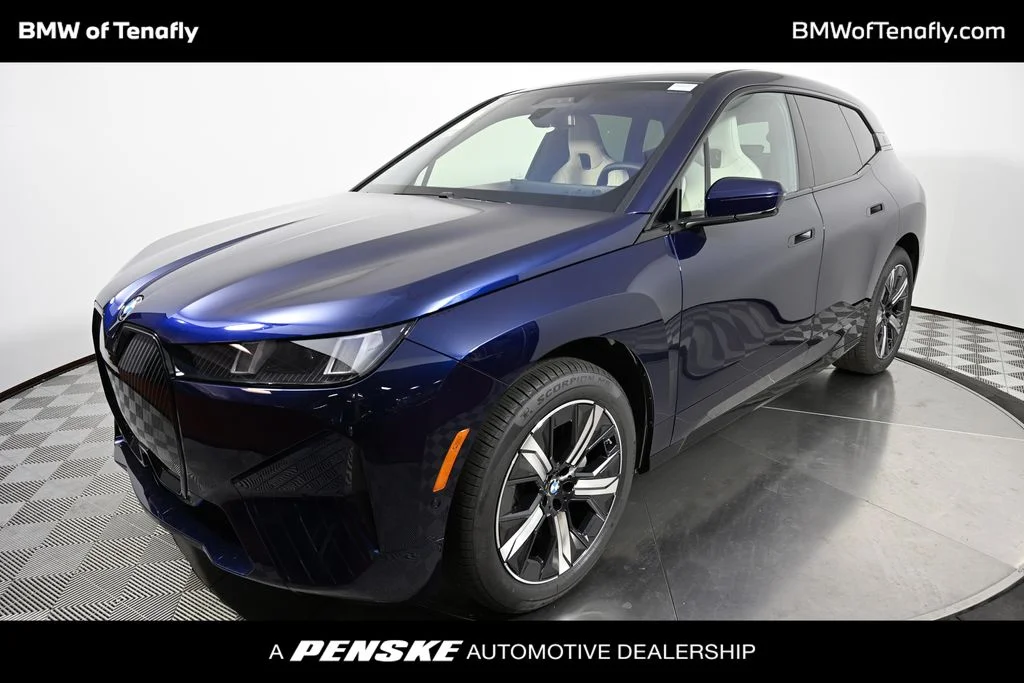 2026 BMW iX xDrive45's photo