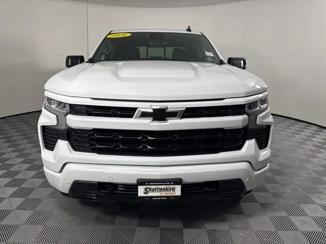 New 2026 Summit White Chevrolet RST image 6