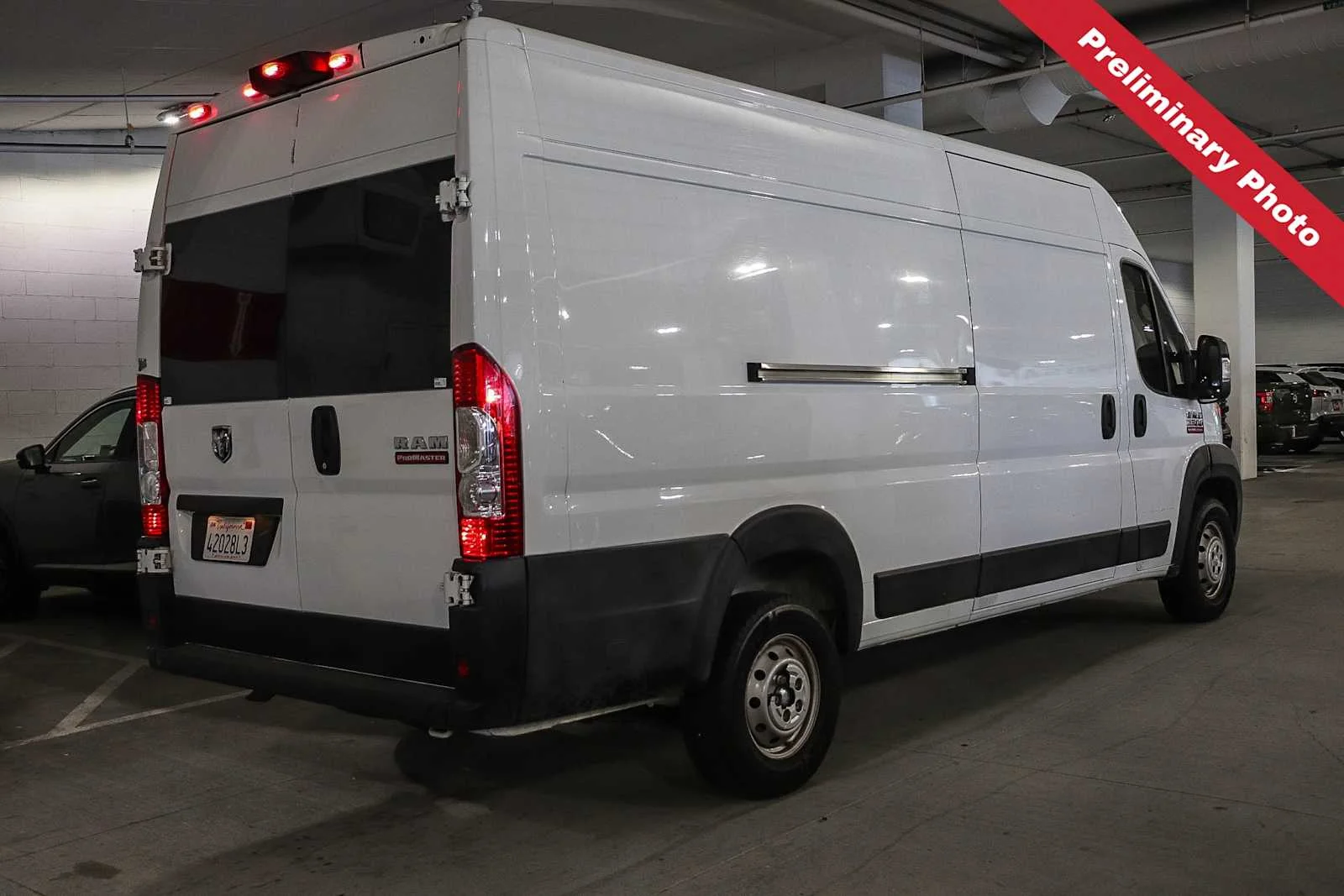 Used 2021 Bright White Clearcoat Ram  image 6