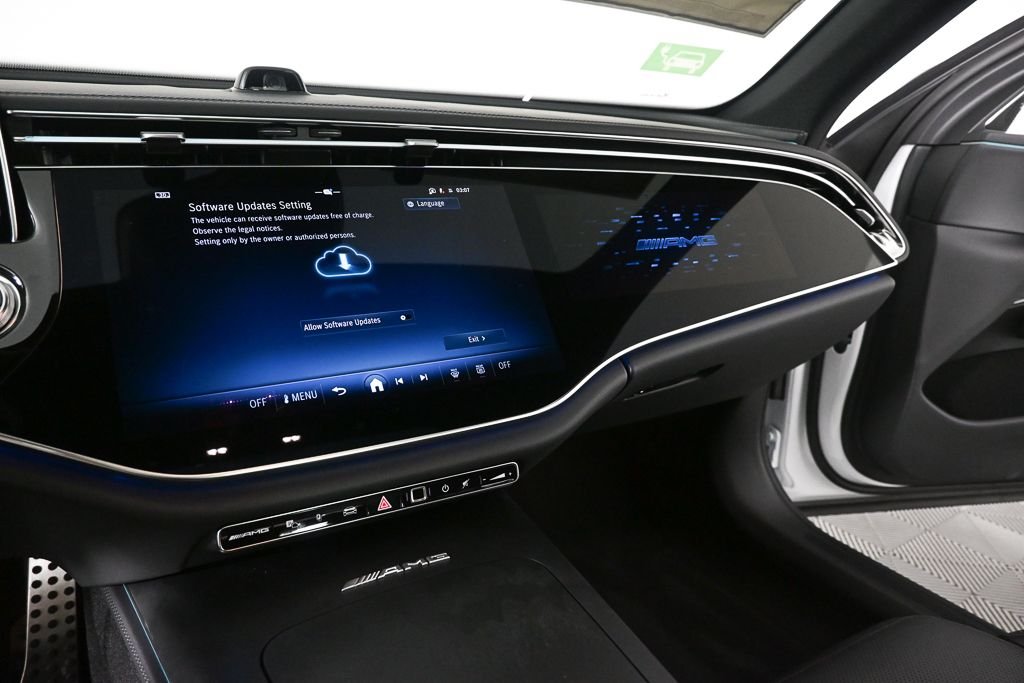 New 2026 MANUFAKTUR Moonlight White Metallic Mercedes-Benz AMG® E 53 E 4MATIC+ Sedan image 13