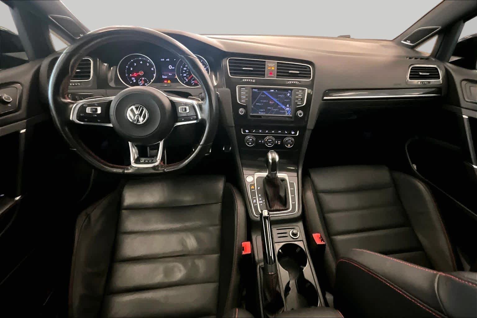 Used 2017 BLACK Volkswagen Autobahn image 13