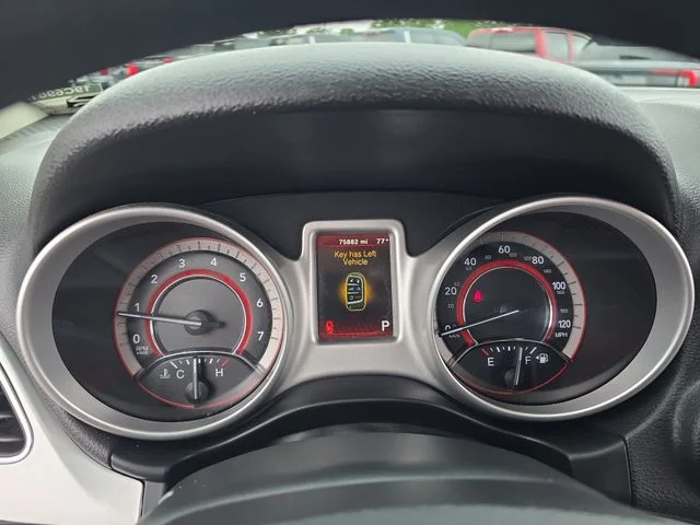Used 2018 Gray Dodge SE image 21
