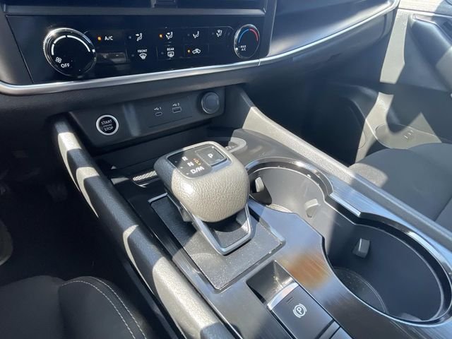 Used 2023 Gray Nissan S image 30
