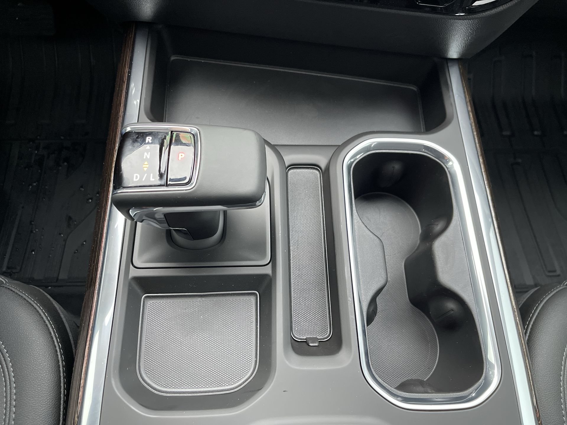 New 2026 Onyx Black GMC Elevation image 51