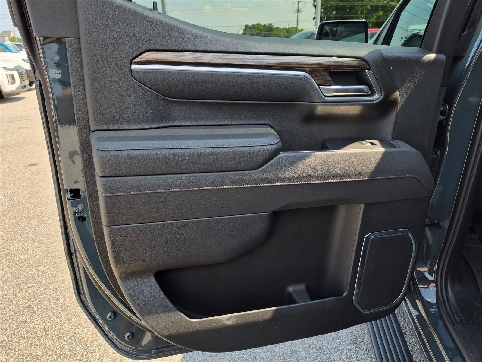 Used 2026 Cypress Gray Chevrolet LT image 24