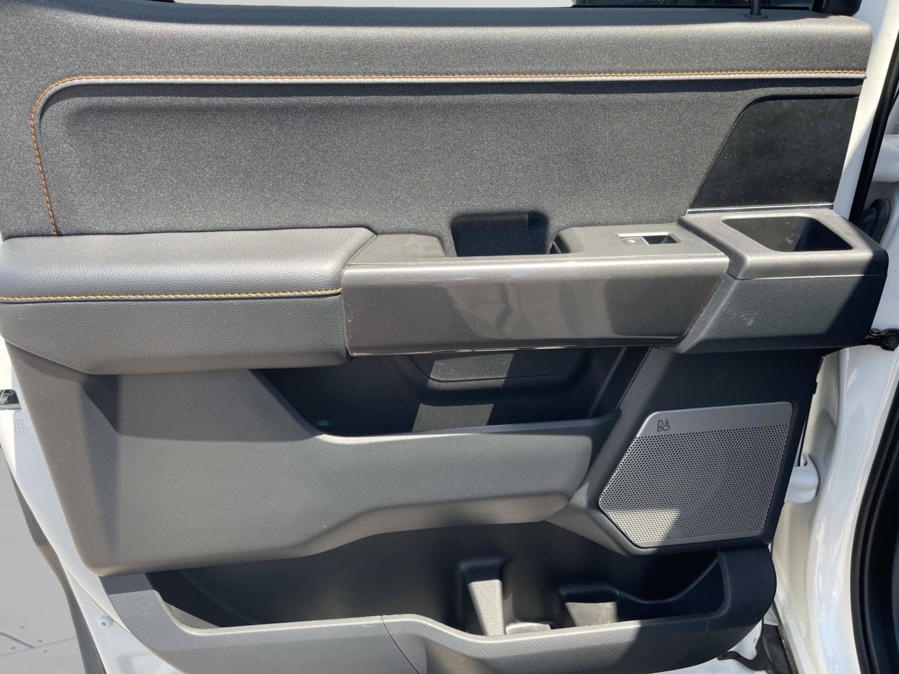Used 2023 White Metallic Ford Tremor image 19