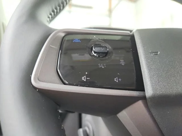 Used 2026 Gray Nissan Platinum image 27