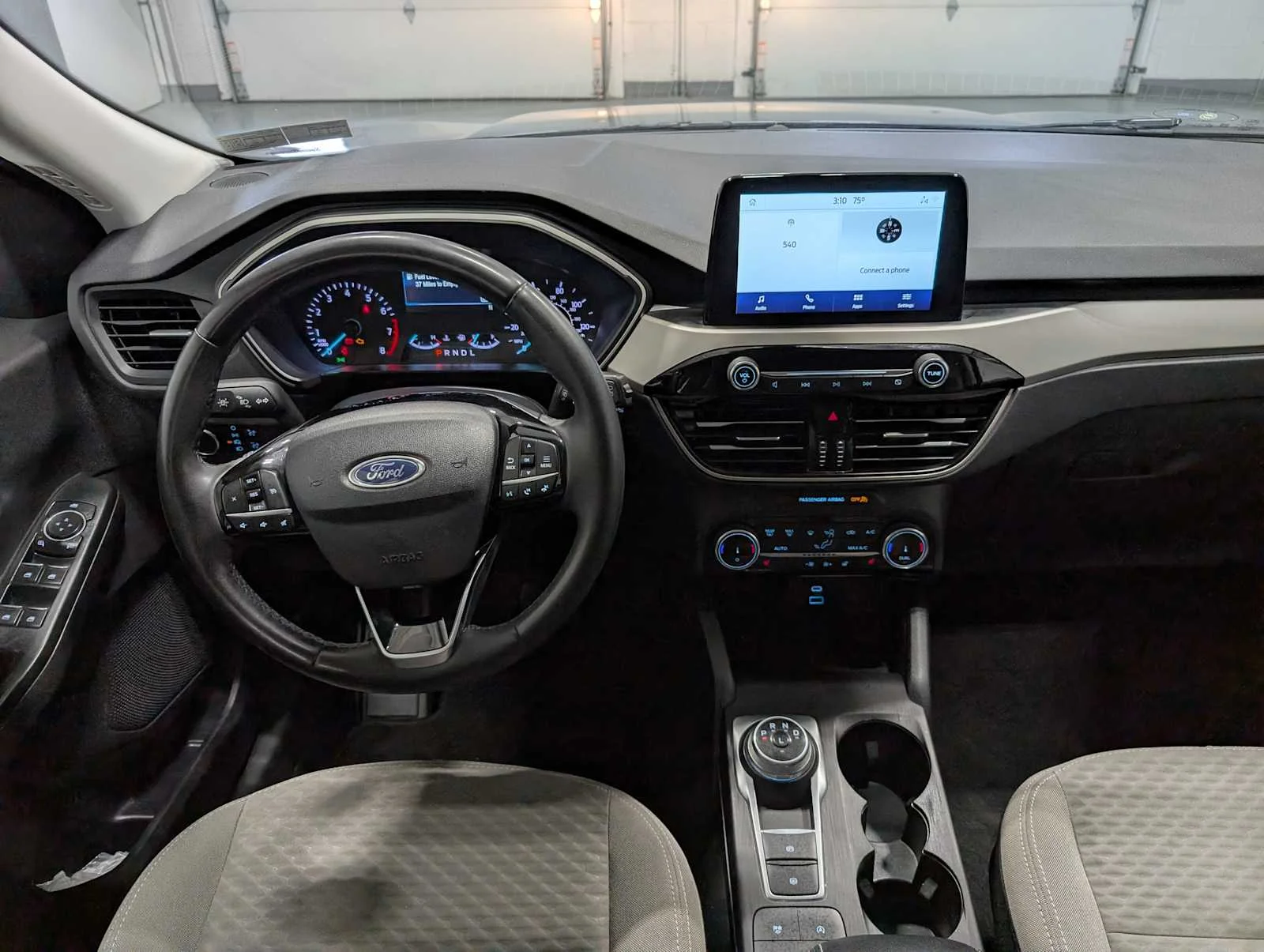 Used 2022 Carbonized Gray Metallic Ford SE image 17