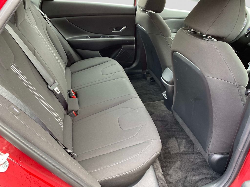 Used 2024 Red Hyundai SEL image 19