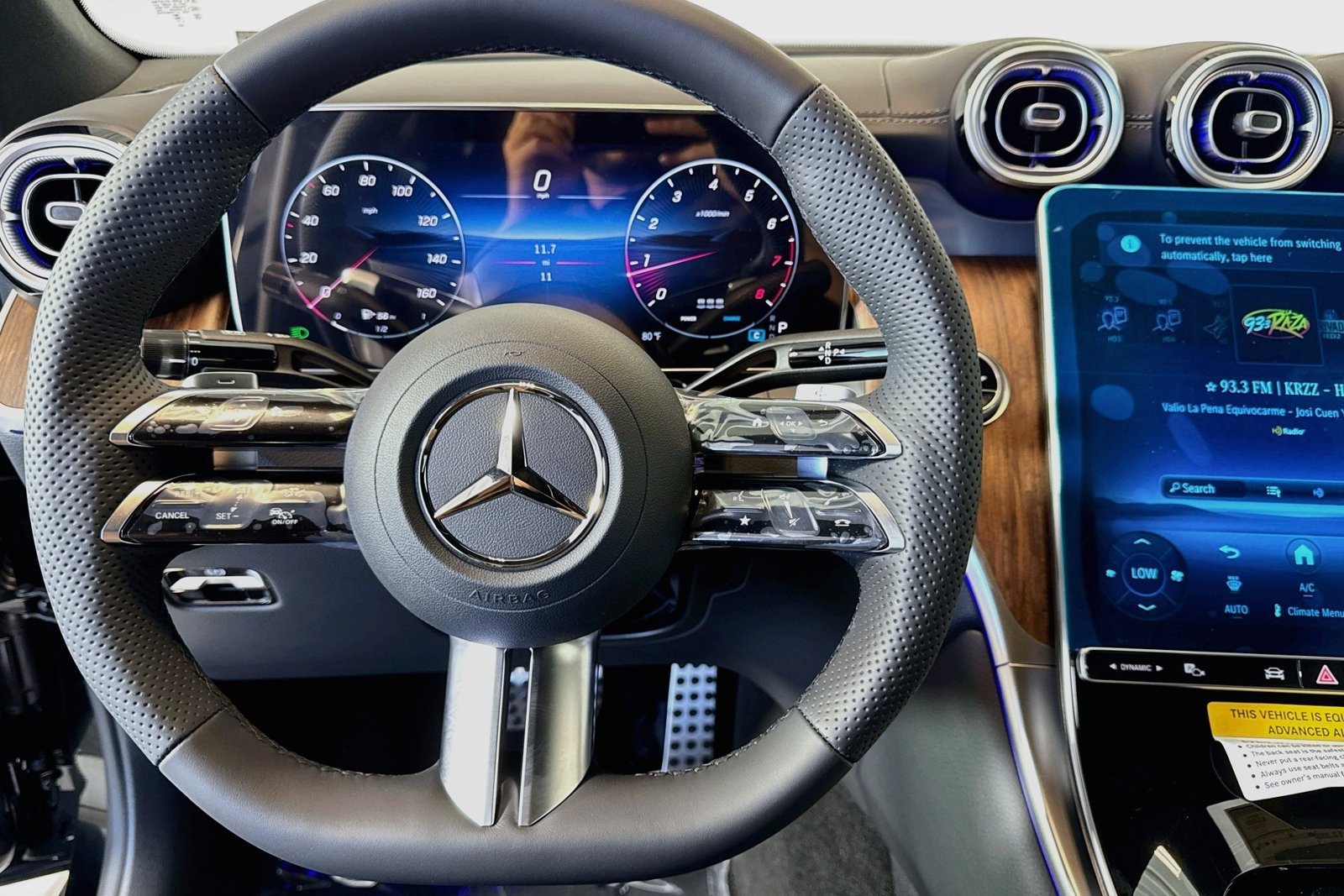 New 2027 Black Mercedes-Benz GLC 300 image 11