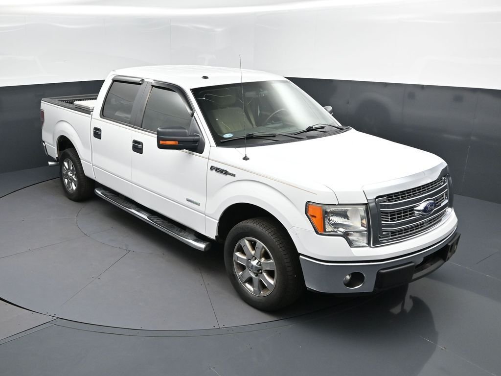 2013 Ford F-150 XLT SuperCrew 145-in's photo