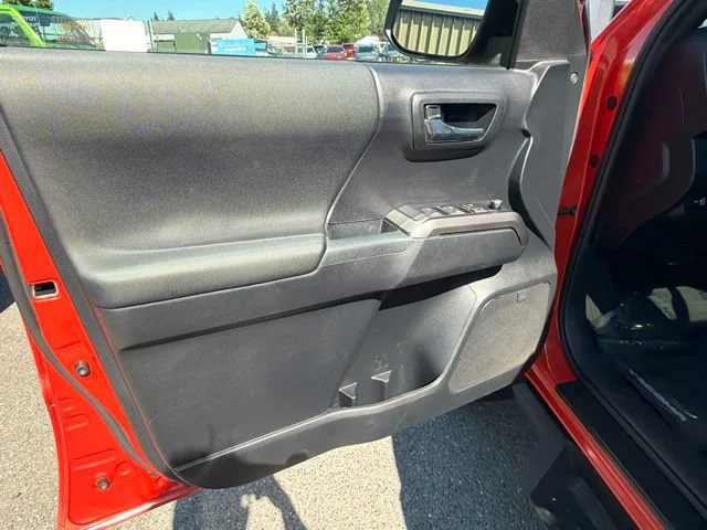 Used 2018 Inferno Red Toyota SR5 image 16