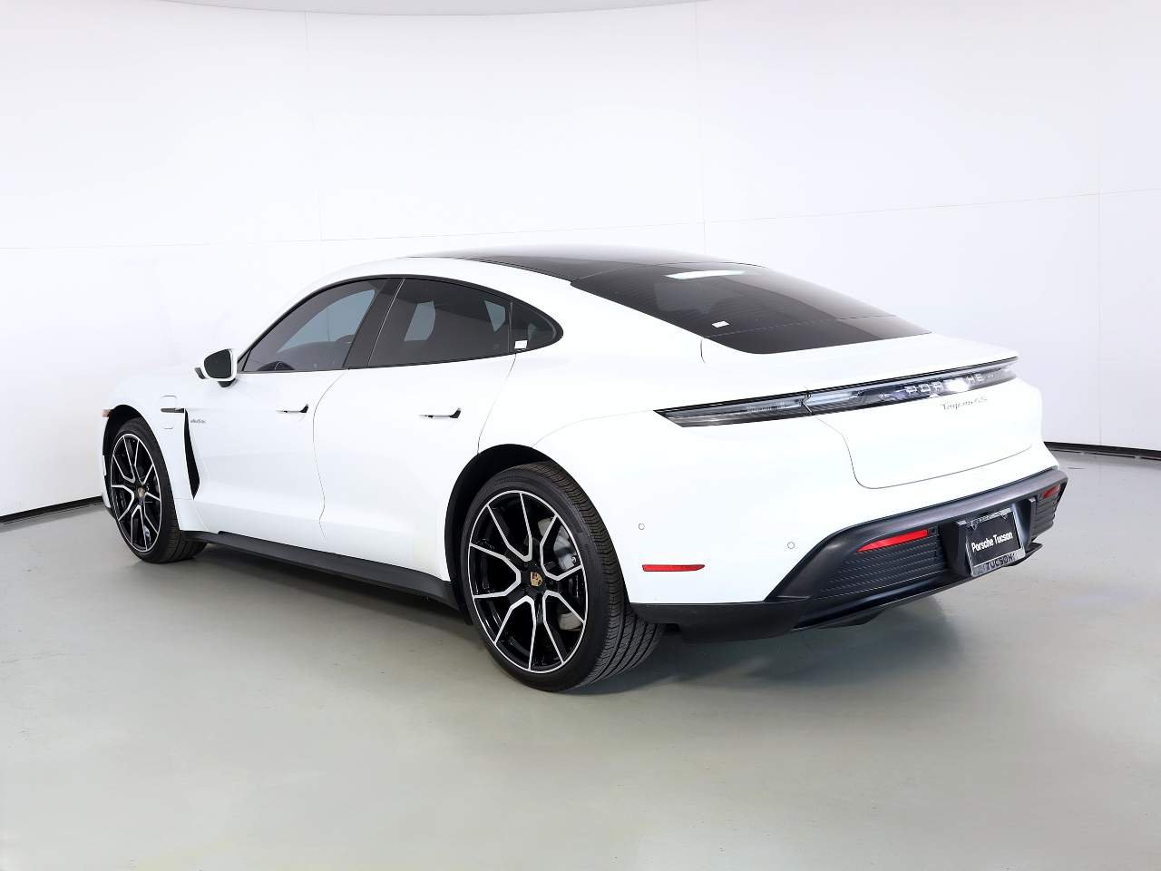 Certified Used 2025 White Porsche 4S image 3