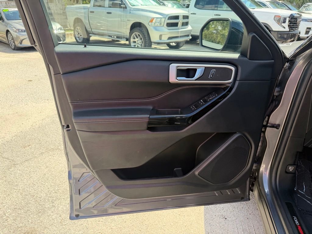 2022 Ford Explorer ST - Photo 13