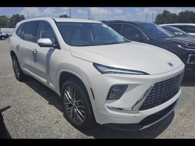 Used 2025 White Frost Tricoat Buick Avenir image 2