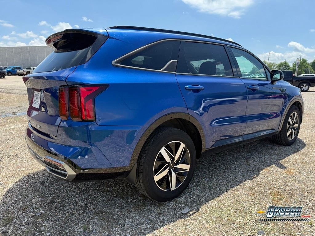 Used 2022 Blue Kia S image 3