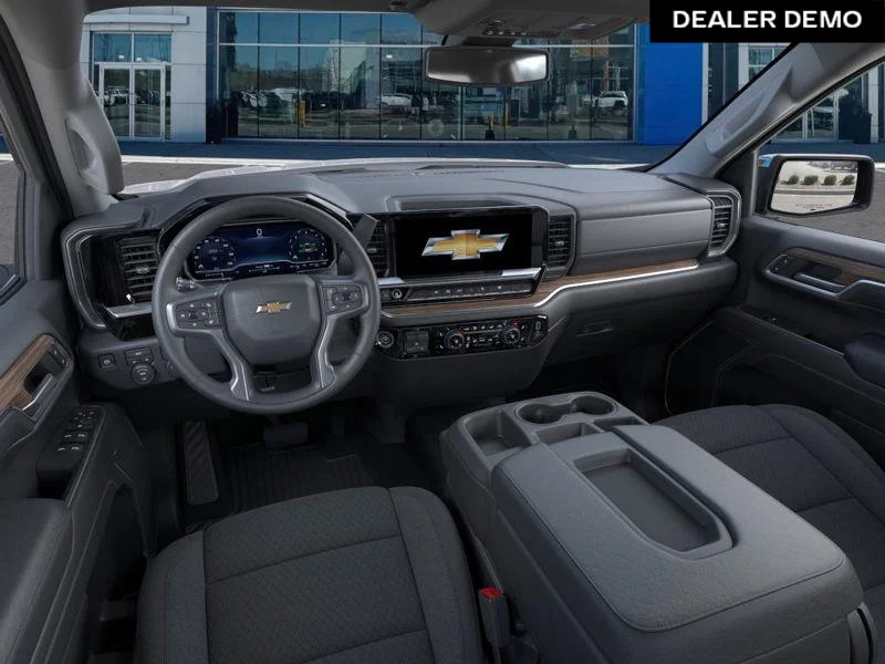 Used 2025  Chevrolet LT image 15