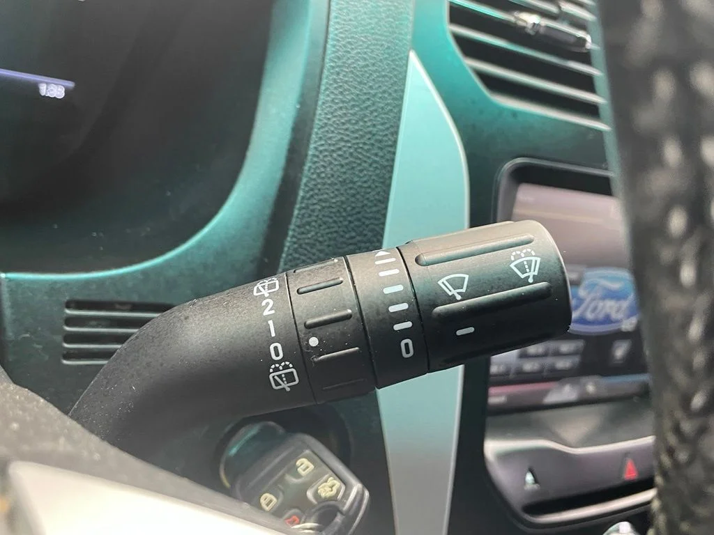Used 2014 Silver Ford XLT image 25