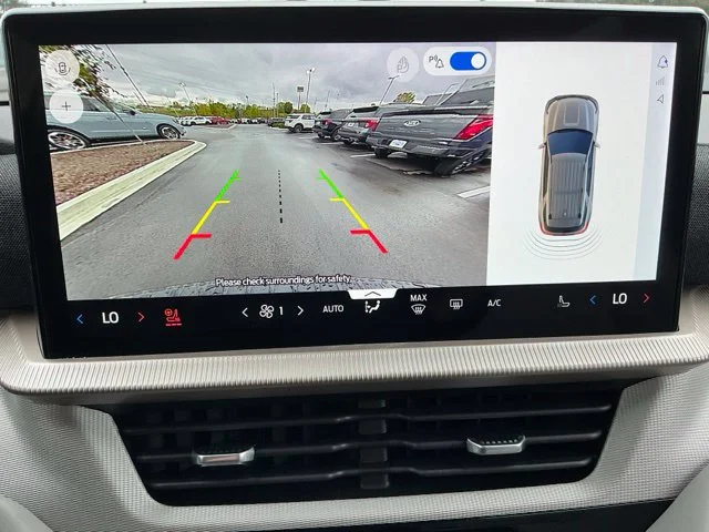 New 2026 Vapor Blue Metallic Ford Active image 38