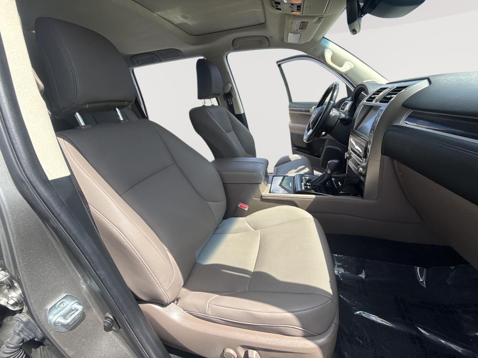 Used 2021 Atomic Silver Lexus GX 460 Premium image 36