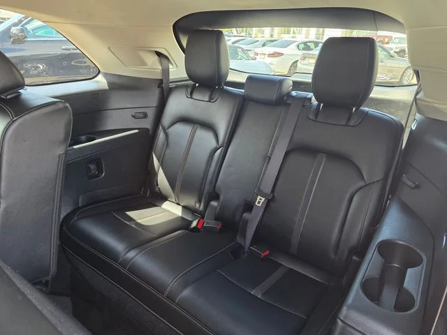 Used 2024 Black Mazda 3.3 Turbo Select image 18