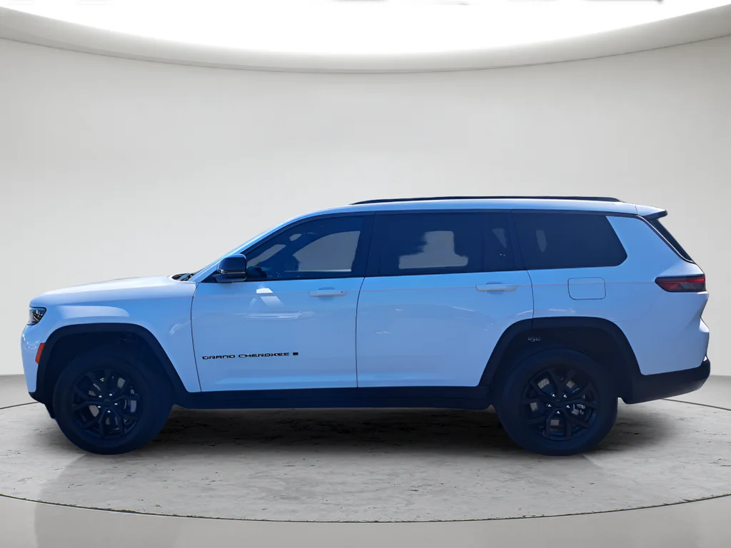 New 2026 Bright White Clearcoat Jeep Altitude image 6