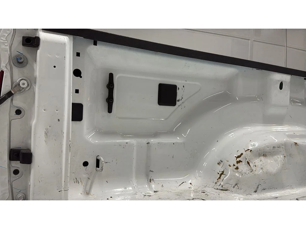 Used 2024 Bright White Clearcoat Ram Big Horn Crew Cab SRW 4x4 6.7L 1 Owner image 13