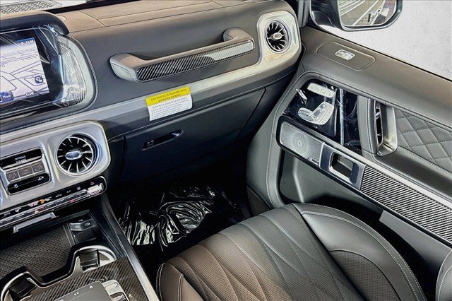 New 2027 MANUFAKTUR Night Black Magno Mercedes-Benz G 580e image 51
