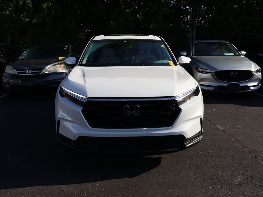Used 2024 White Honda EX-L image 2