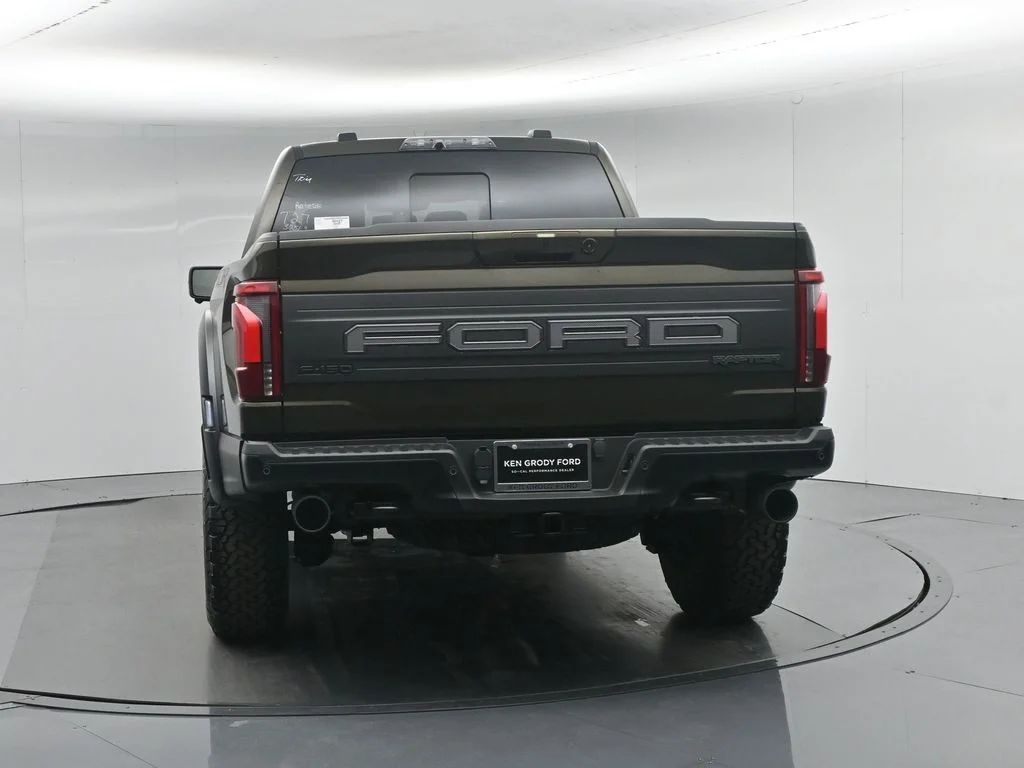 New 2026 Shelter Green Ford Raptor image 31