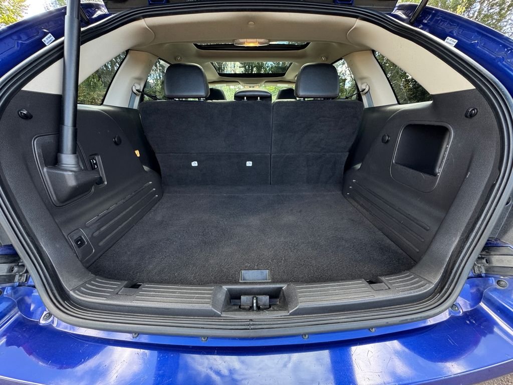 Used 2014 Blue Metallic Ford SEL image 10