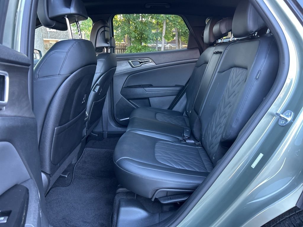Used 2024 Green Kia X-Line image 23