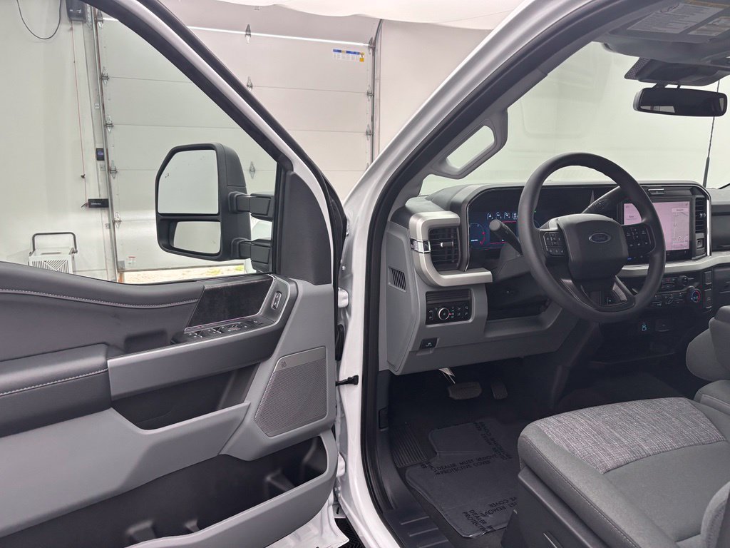 New 2026 White Ford XLT image 17