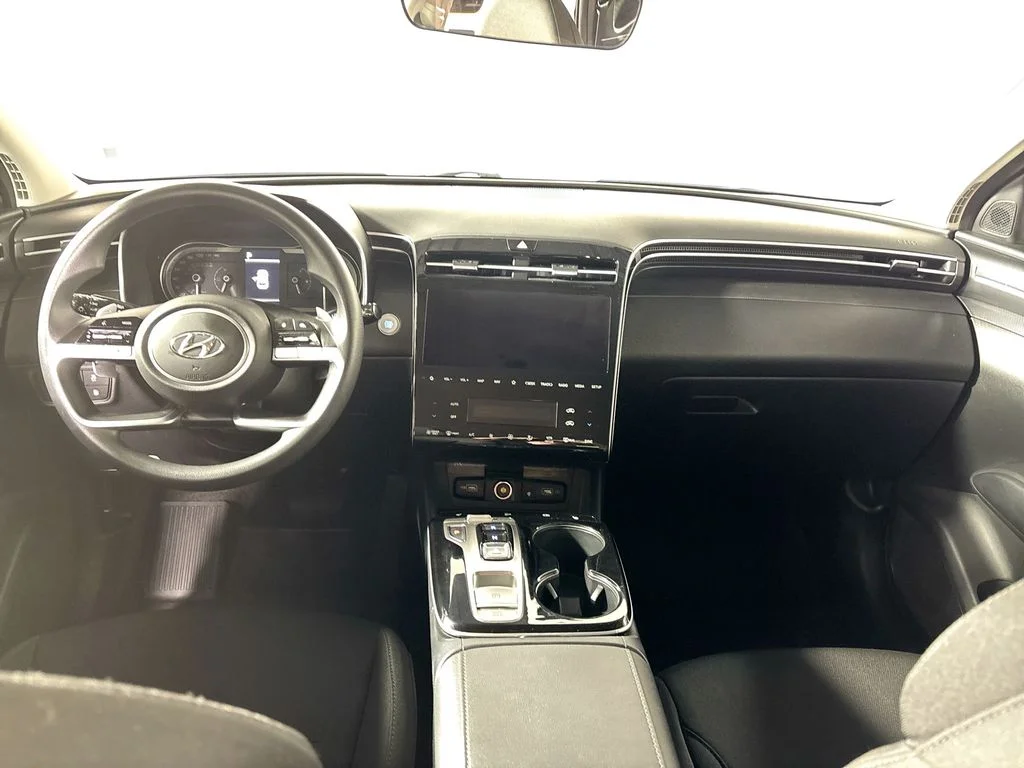 Used 2024 Black Hyundai SEL image 12